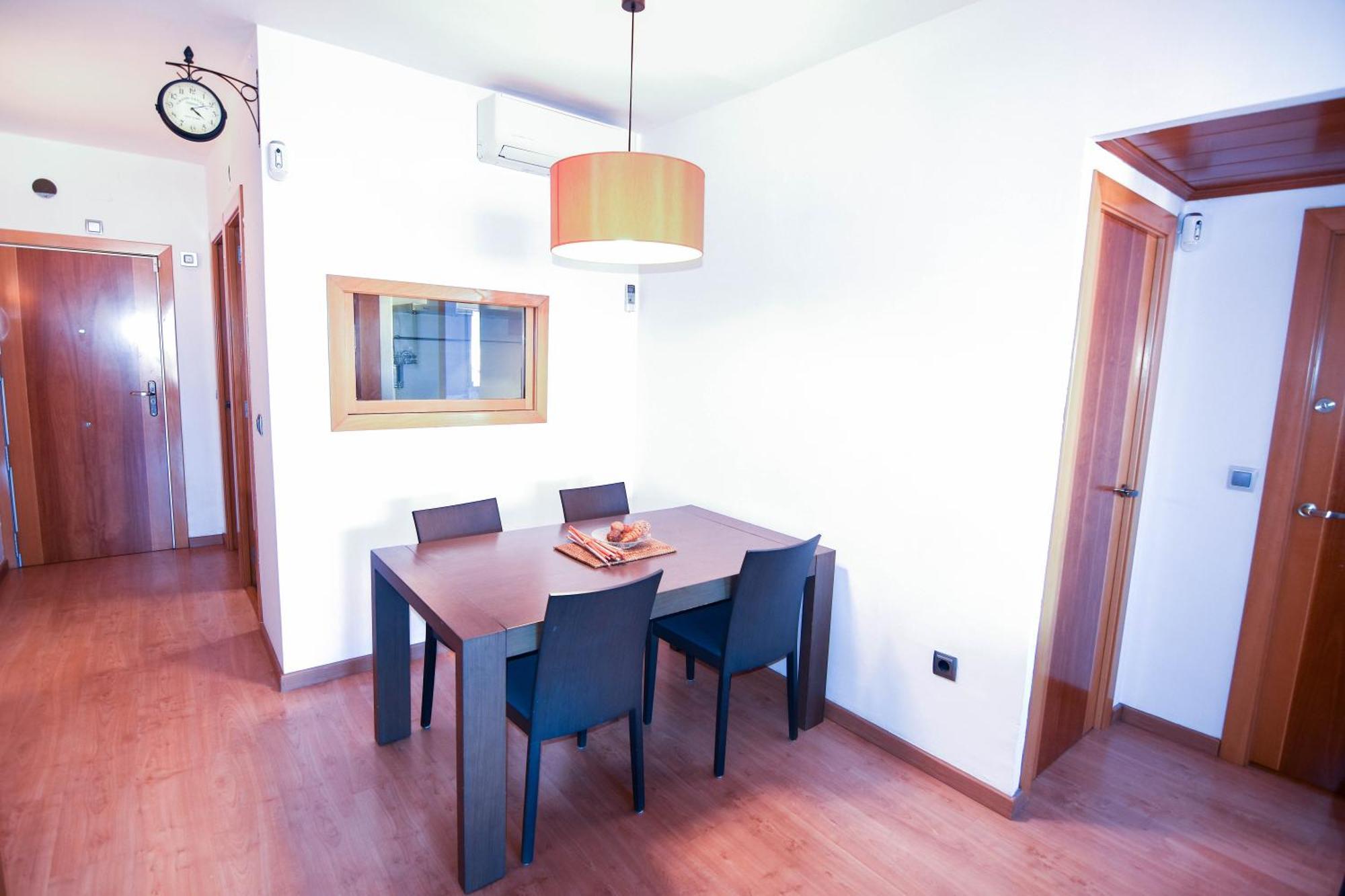 Touch The Sky Apartment L'Hospitalet de Llobregat Ngoại thất bức ảnh
